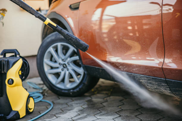 Best Concrete Pressure Washing  in Marion, IL